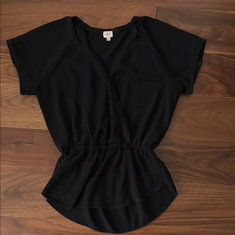 Black Short Sleeve Blouse | Wilfred | Size Small | Great Condition